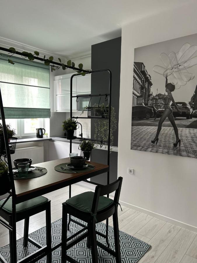 דירות מישקולץ Sophie'S Urban Nest מראה חיצוני תמונה